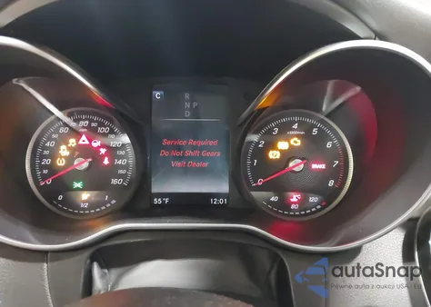 2016 Mercedes-Benz C 300 4Matic z USA, uszkodzony, nr VIN 55SWF4KB5GU108798